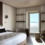 Amazon Mykonos & Hotel Agios Ioannis Diakoftis