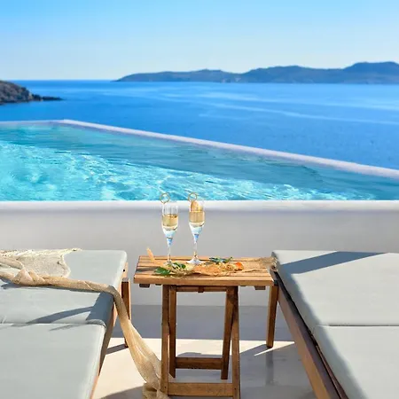 Amazon Mykonos & 5* Agios Ioannis Diakoftis