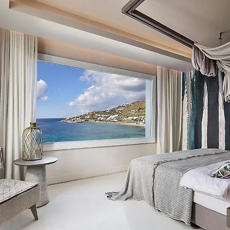 Amazon Mykonos & فندق