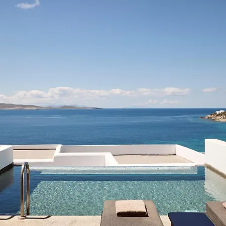 Amazon Mykonos & فندق 5*