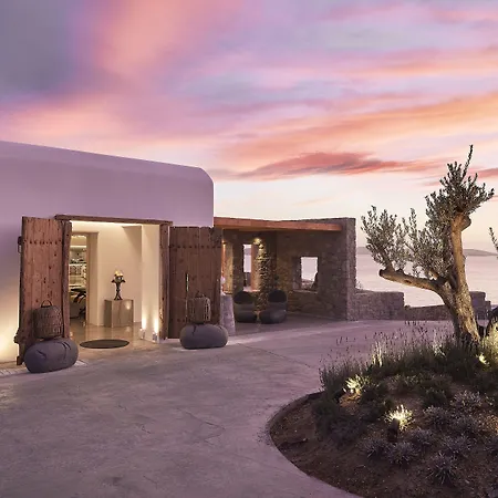 Amazon Mykonos & Szálloda Agios Ioannis Diakoftis