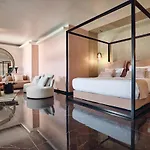 Amazon Mykonos & 5* Agios Ioannis Diakoftis