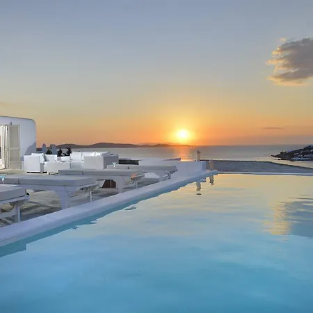 Amazon Mykonos & Hotel Mykonos Town