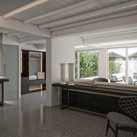 Amazon Mykonos & 5*