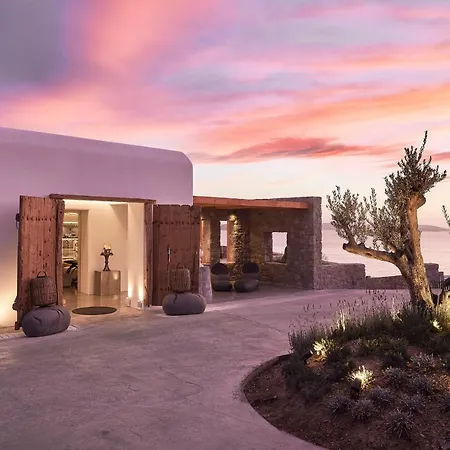 Amazon Mykonos & فندق