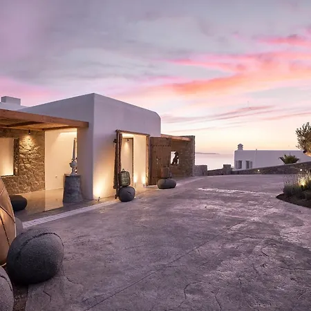 Amazon Mykonos & 5* Mykonos Town