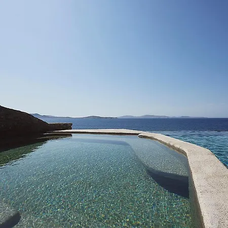 Amazon Mykonos & 5* Mykonos Town