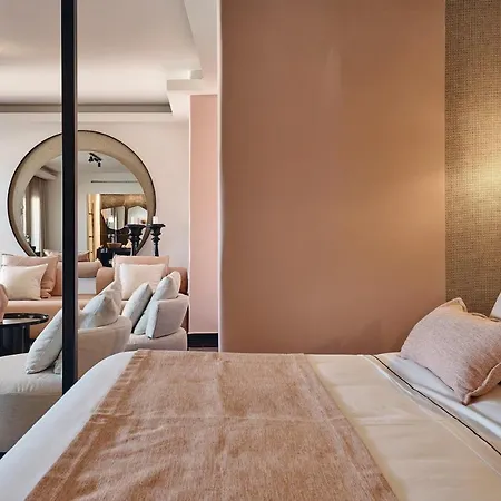 Amazon Mykonos & Hotel