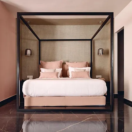 Amazon Mykonos & فندق