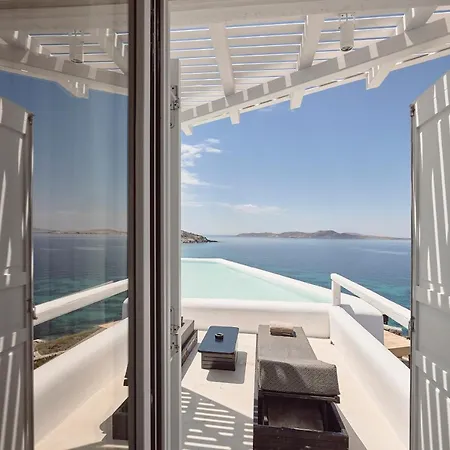 Amazon Mykonos & Hotel Mykonos Town