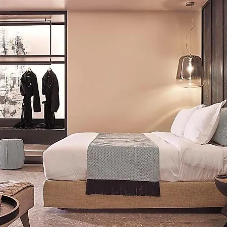 Amazon Mykonos & 5* Agios Ioannis Diakoftis