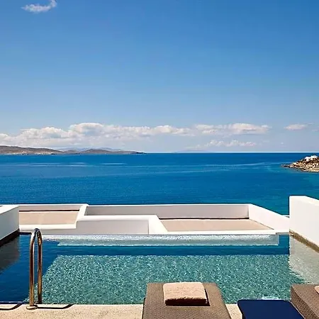Amazon Mykonos & فندق 5*