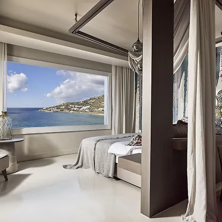 Amazon Mykonos & 5*