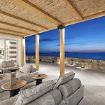 Amazon Mykonos & 5*