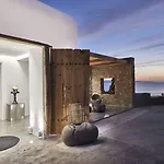 Amazon Mykonos & Отель