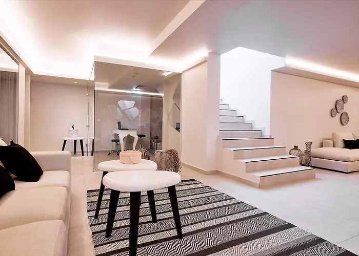 Amazon Mykonos & Otel